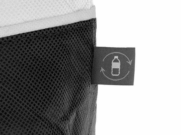 Сумка-холодильник Reviver с длинными ручками из нетканого переработанного материала RPET, белый/черный с логотипом в Астрахани заказать по выгодной цене в кибермаркете AvroraStore