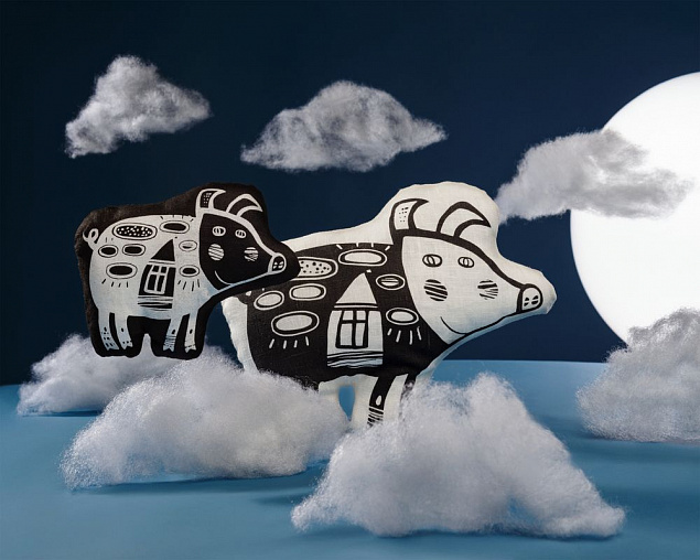 Игрушка «Свинка, витающая в облаках», белая с логотипом в Астрахани заказать по выгодной цене в кибермаркете AvroraStore