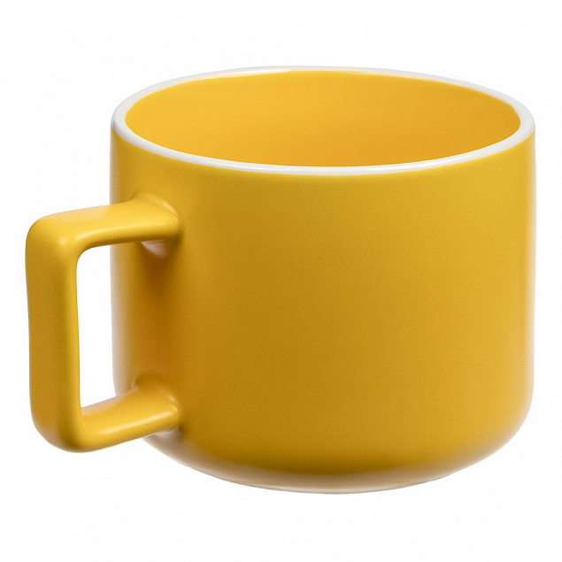 Чашка Fusion, желтая с логотипом в Астрахани заказать по выгодной цене в кибермаркете AvroraStore