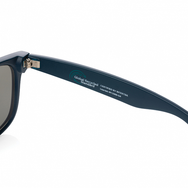 Солнцезащитные очки из переработанного пластика (сертификат GRS) с логотипом в Астрахани заказать по выгодной цене в кибермаркете AvroraStore
