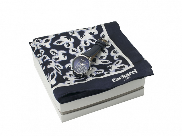Подарочный набор: часы наручные женские, шелковый платок с логотипом в Астрахани заказать по выгодной цене в кибермаркете AvroraStore
