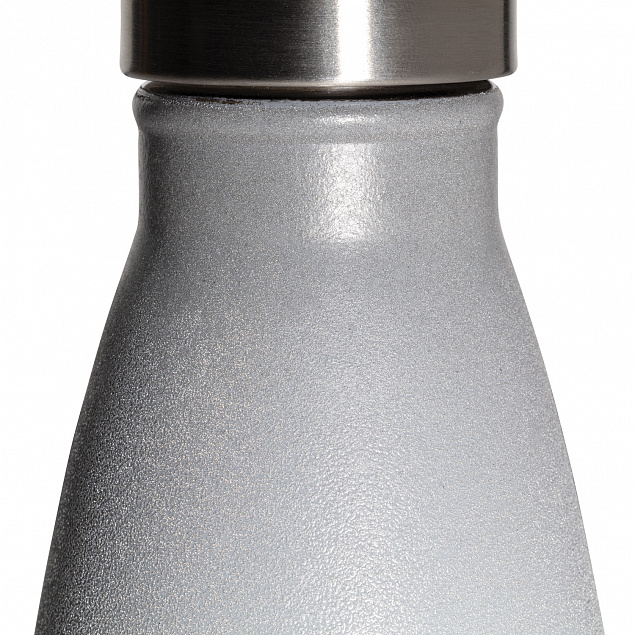 Вакуумная бутылка со светоотражающим покрытием с логотипом в Астрахани заказать по выгодной цене в кибермаркете AvroraStore