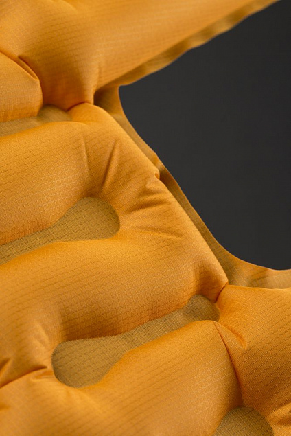 Надувной коврик Inertia X-Lite, оранжевый с логотипом в Астрахани заказать по выгодной цене в кибермаркете AvroraStore